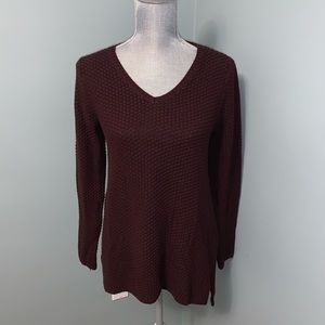 Dex Women's V-Neck Sweater in Dark Burgundy